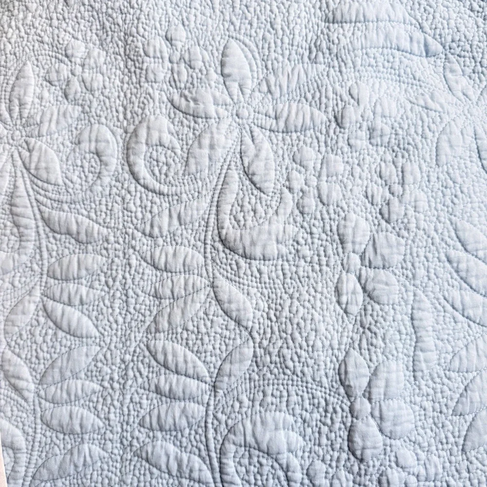 Matelasse Quilt Blue King Cotton Scalloped Bedspread Coverlet 88x92 Reversible